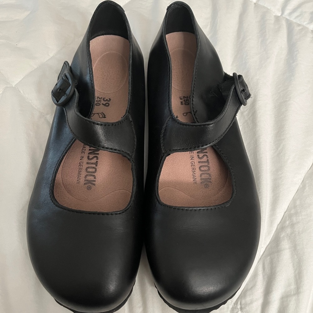 Birkenstock Mary Jane style shoes 8/ 39